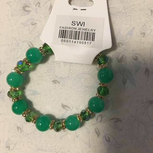 Women’s fashionable bracelet. - Picture 2 of 2